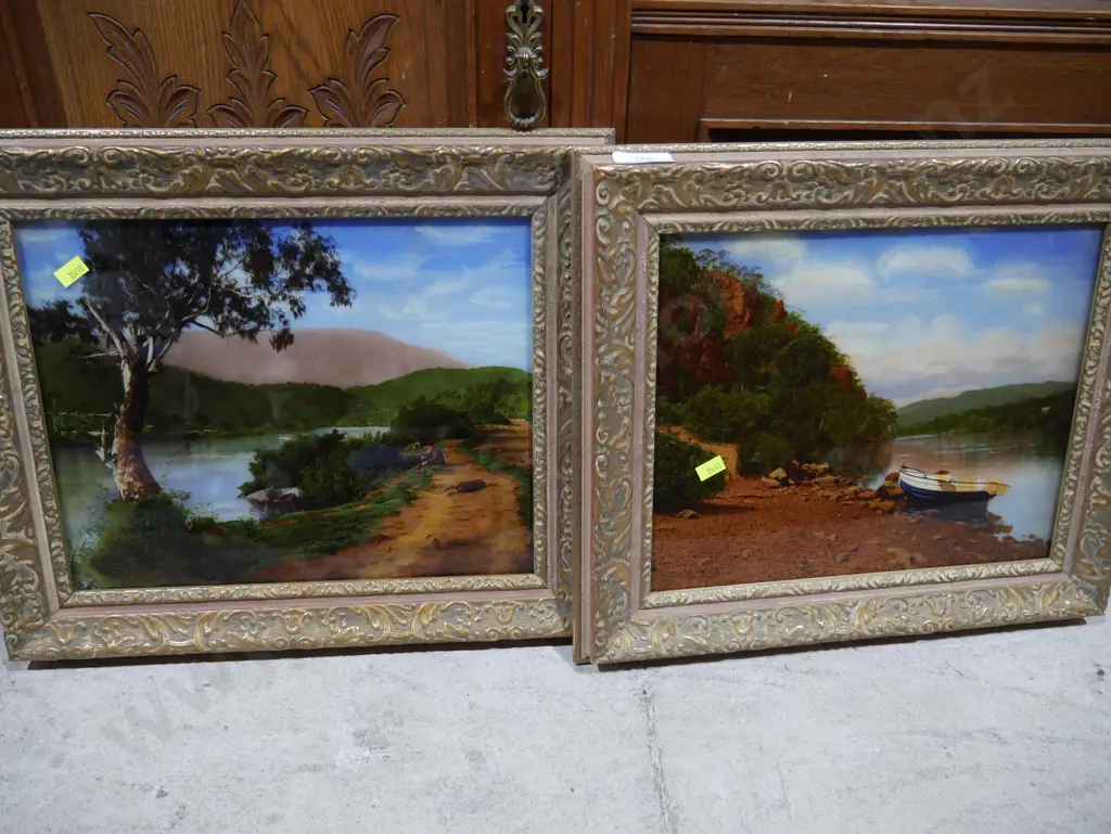 Two framed pictures Image 1++