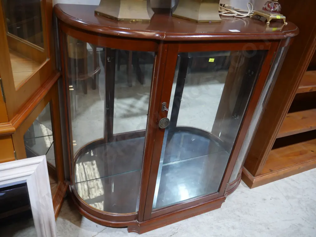 Glass display cabinet Image 1++