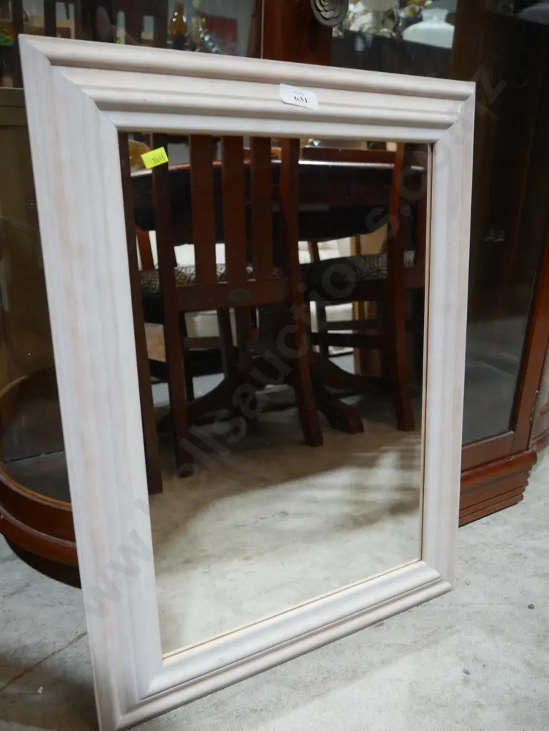 Framed mirror Image 1++