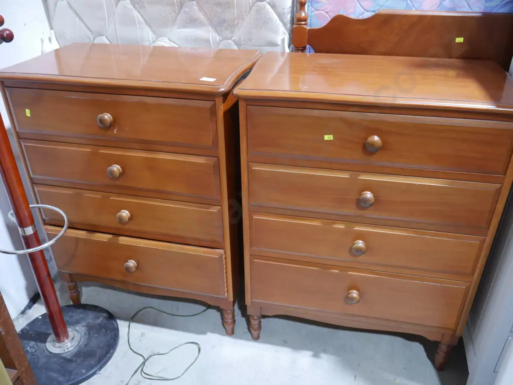 Two bedroom drawers Image 1++