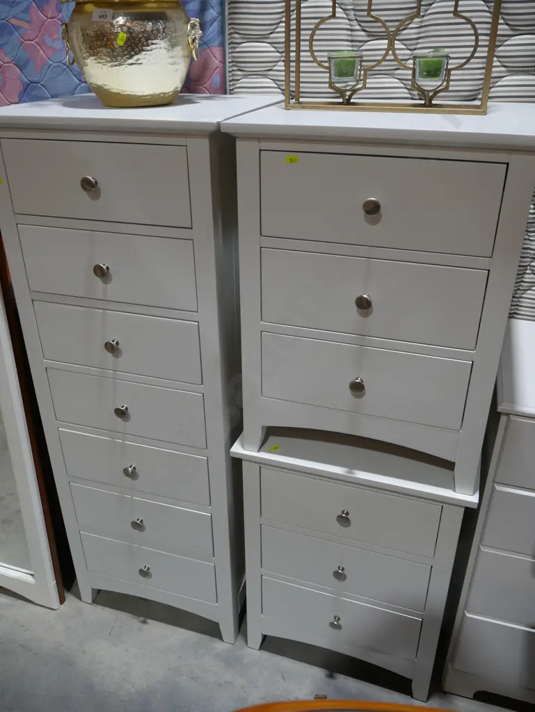 Three piece bedroom suite Image 1++