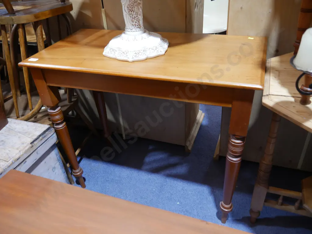 Hall table Image 1++