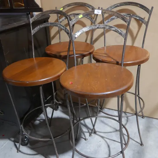 4 barstools