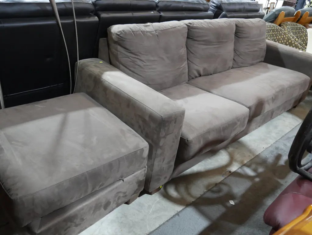 3 seater couch and footstool Image 1++