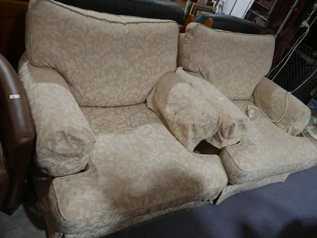 Two armchairs Image 1++