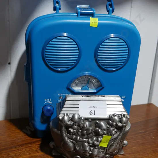 Sunny life radio, money box