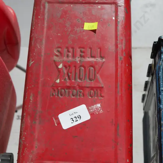 Shell petrol can