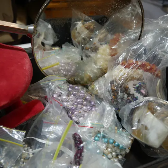 Costume jewellery, hand mirror