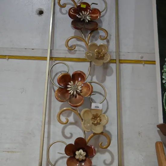 Metal flower wall decor