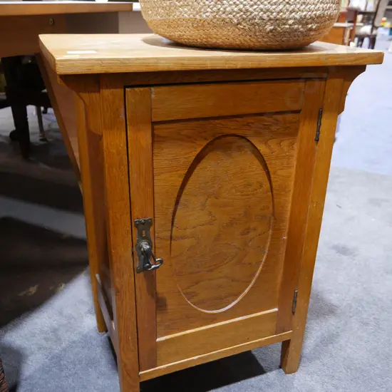 Oak pot cupboard