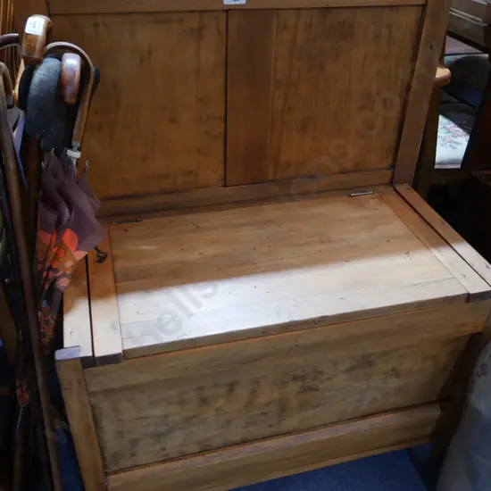 Blanket box/seat