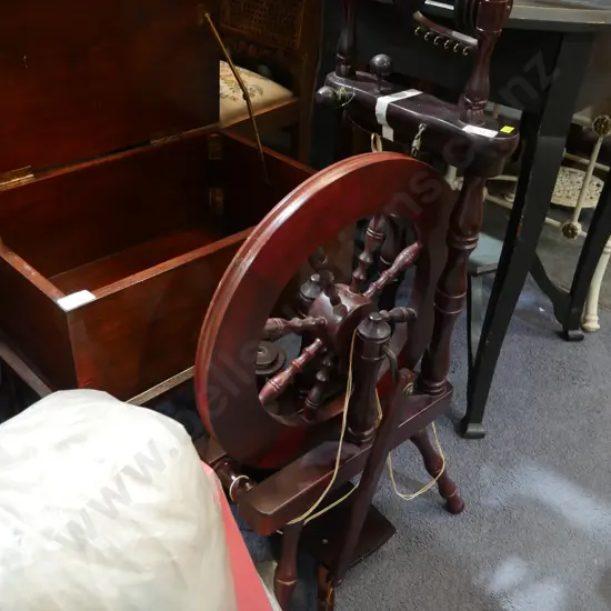 Spinning wheel and accessories