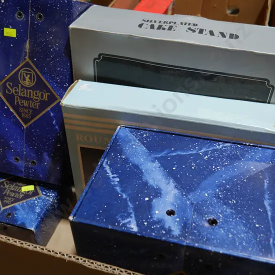 Cake stand jug bowl ect