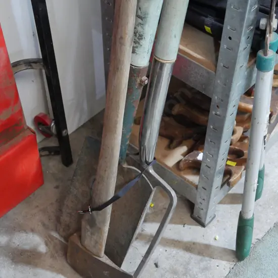 Garden tools