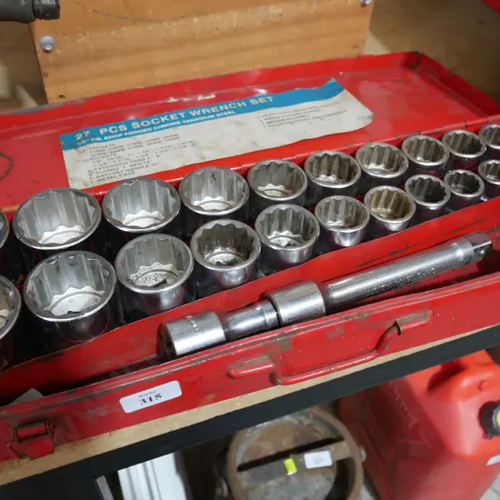Socket set 27 peice