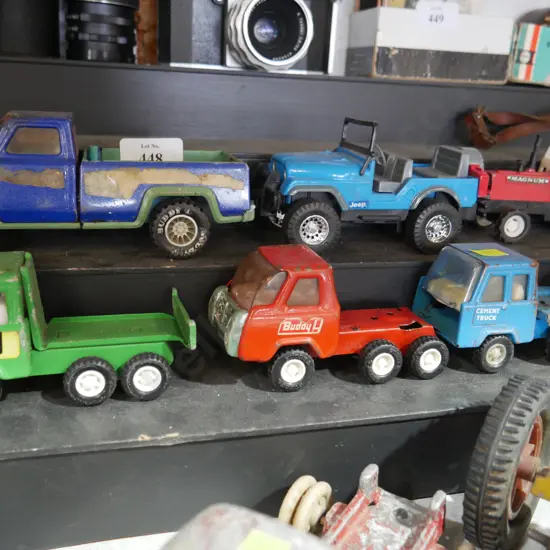 6 model vehicles