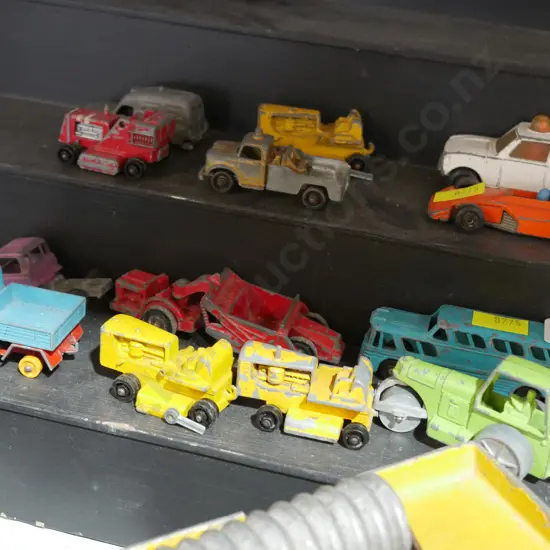 Small model vehicles
