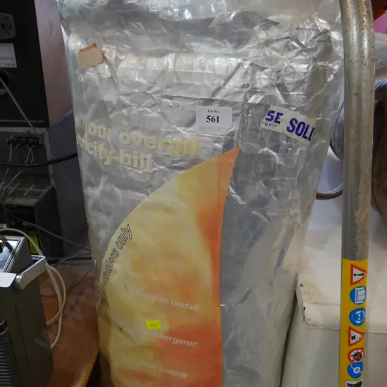 Hot water cylinder wrap