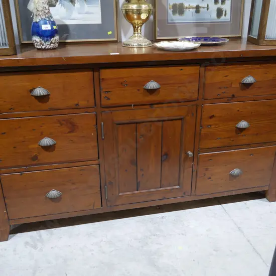 Sideboard