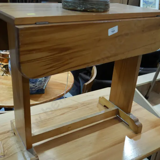 Drop side table