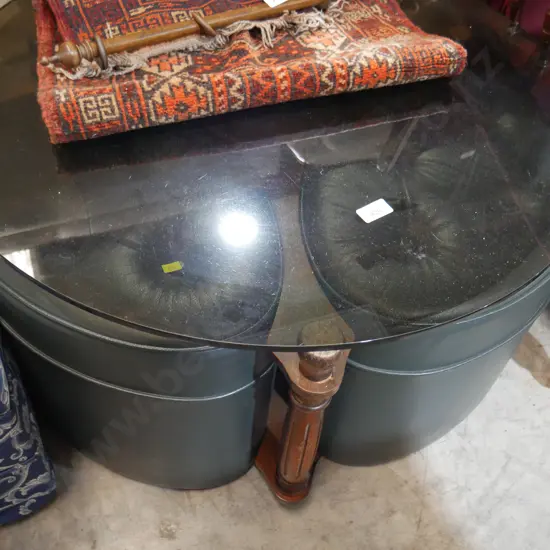 Glass top table  4 stools