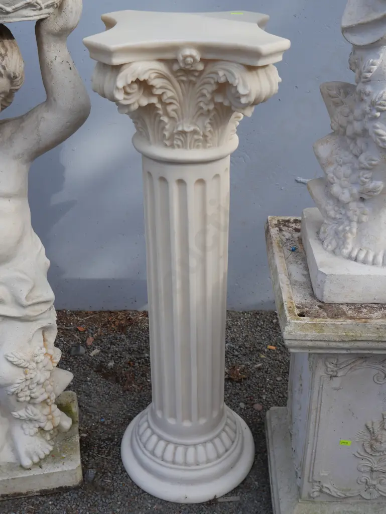 Column pedestal Image 1++