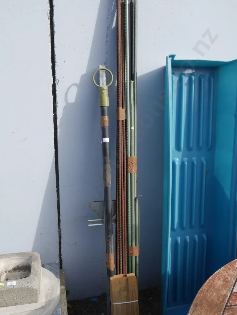 Rebar, garden pegs etc Image 1++