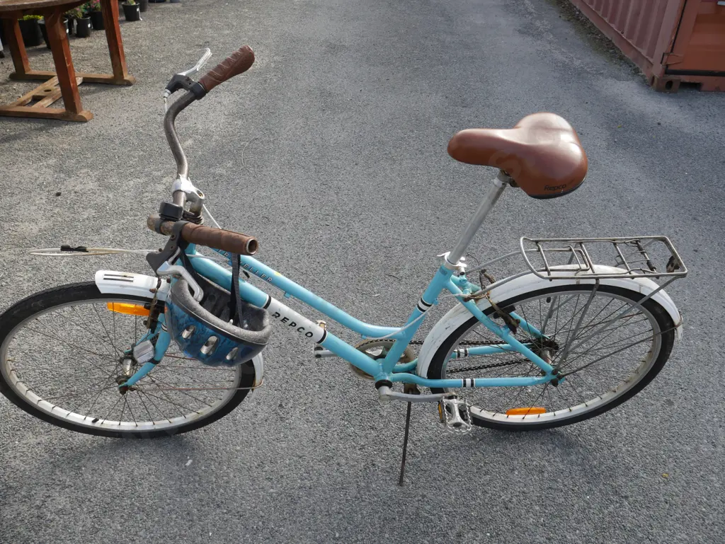 Repco ladies push bike Image 1++