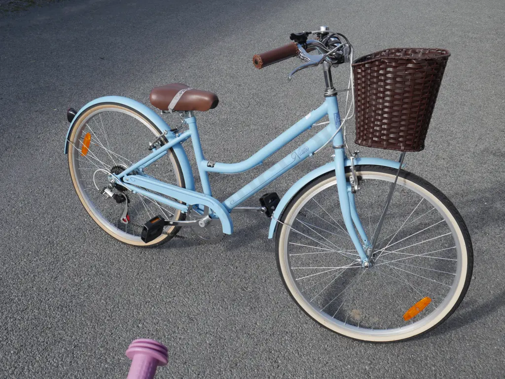 Vilano ladies bike Image 1++