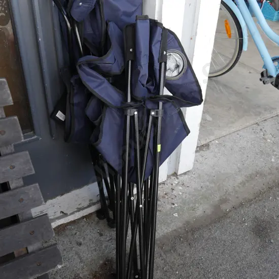 2 camp chairs