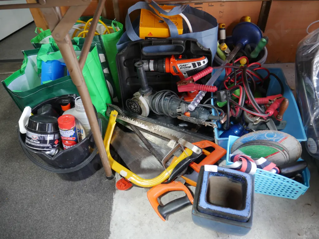 Assorted tools etc Image 1++