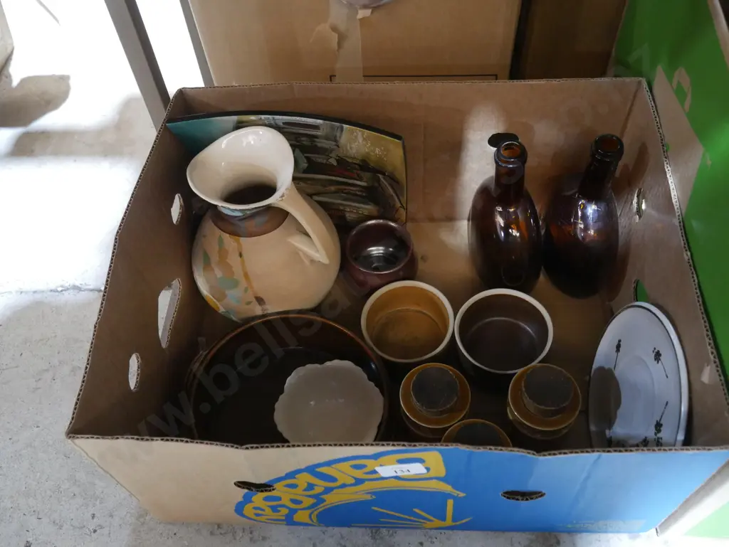 Box pottery etc Image 1++