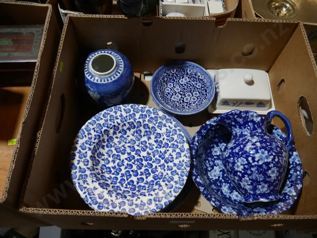 Blue and white china Image 1++