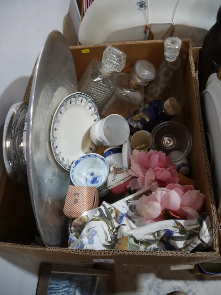 Decanters etc Image 1++