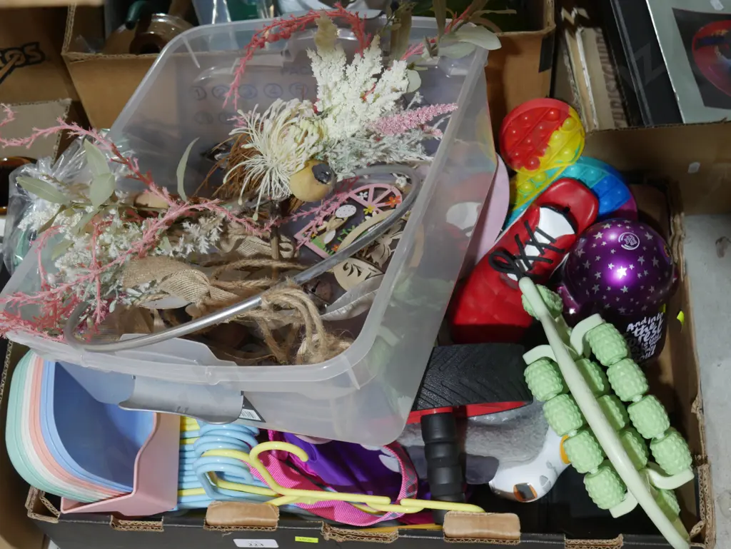 Children's toys etc Image 1++