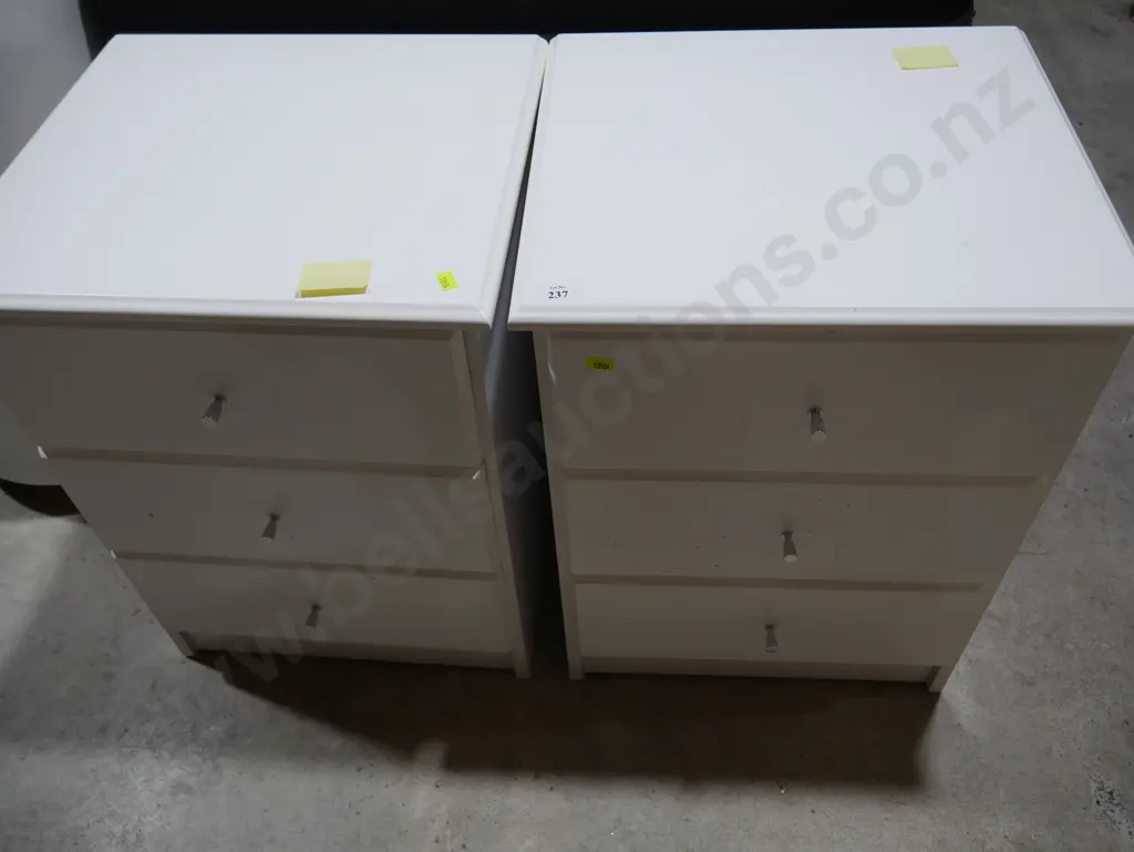 Pair bedside drawers Image 1++