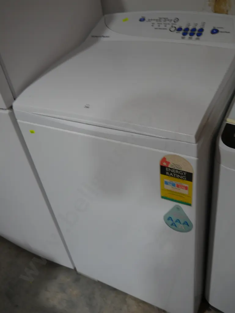 Fisher & Paykel washing machine Image 1++