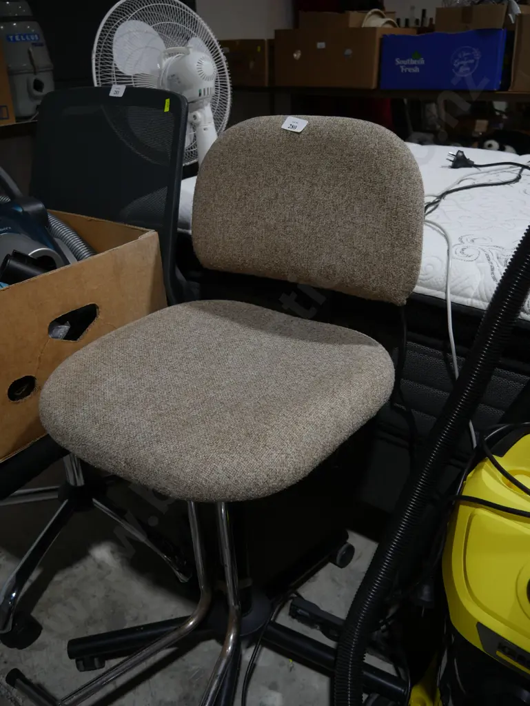 Office chair Image 1++