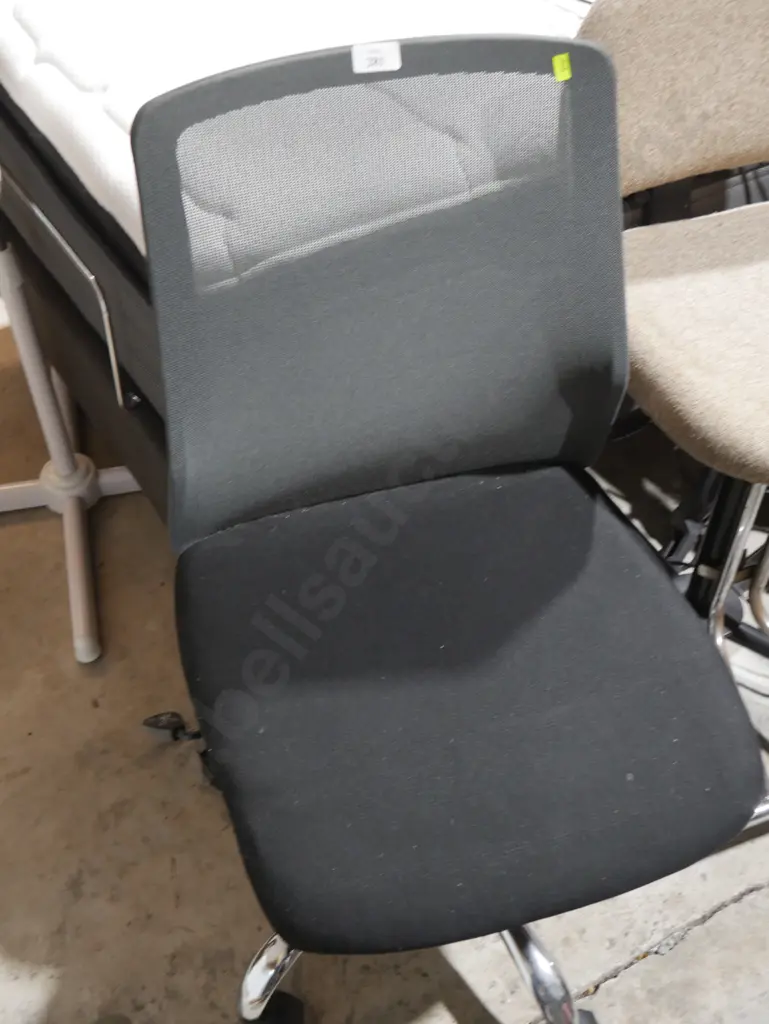 Office chair Image 1++