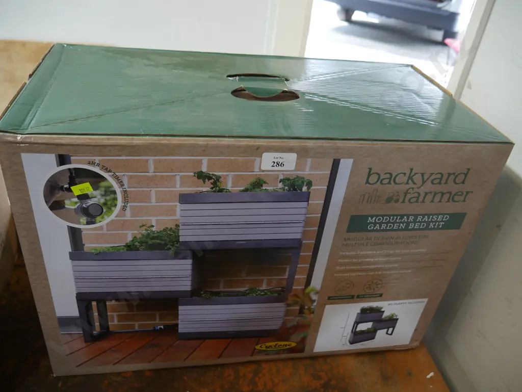 Modular raised garden bed kit Image 1++