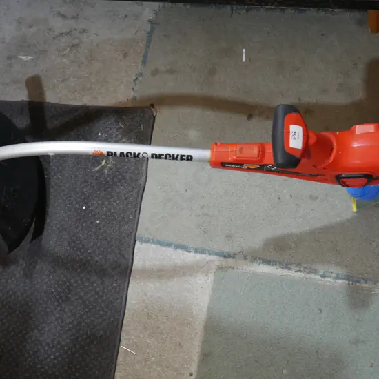 Black and Decker weed eater