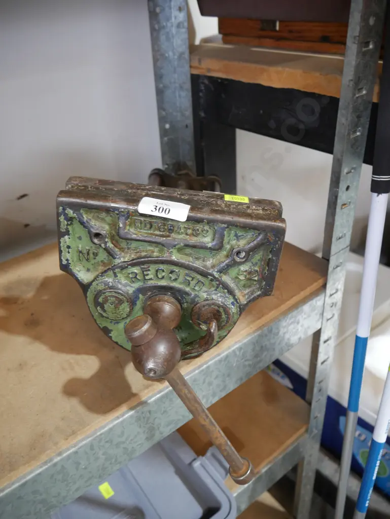 Record vice Image 1++