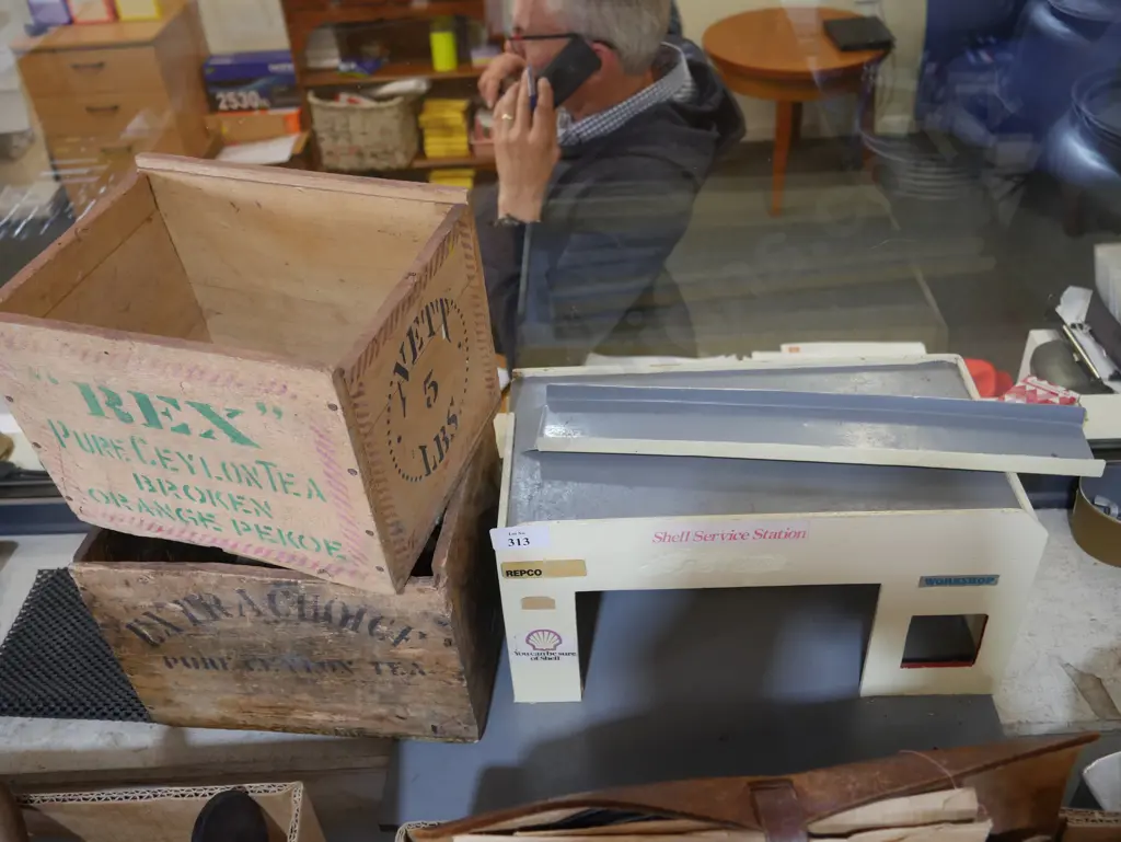 2 wooden boxes, Shell service station Image 1++