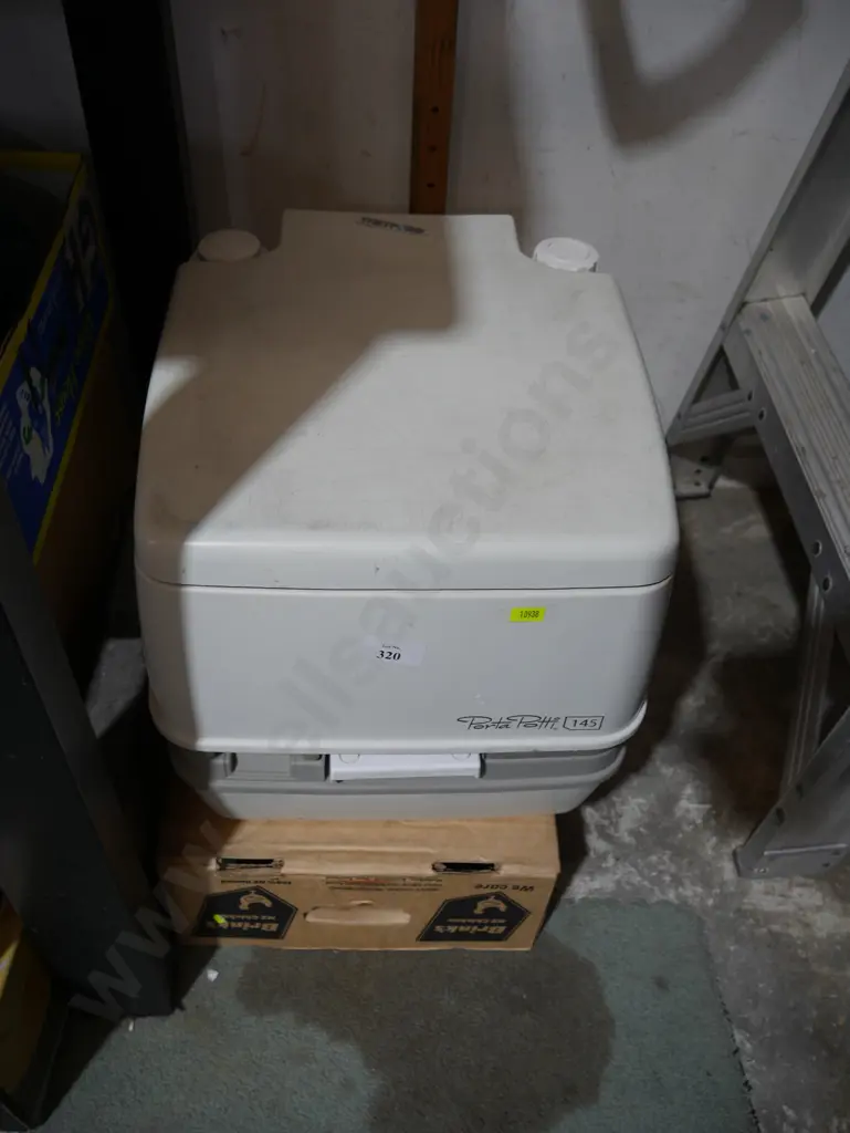 Porta potti Image 1++