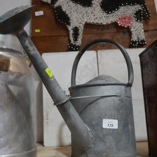 Tin watering can