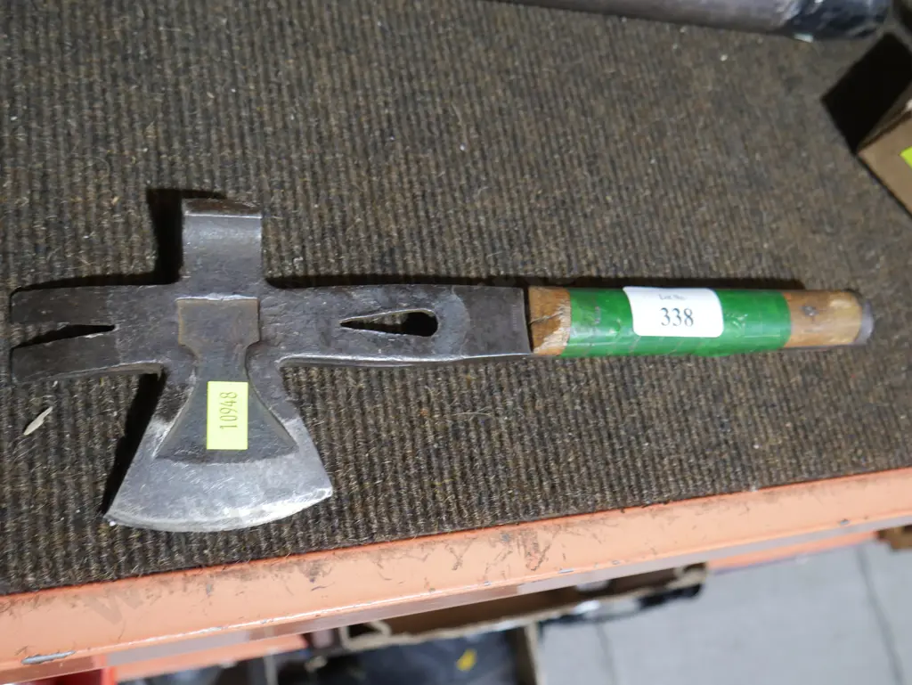 Multi hatchet Image 1++