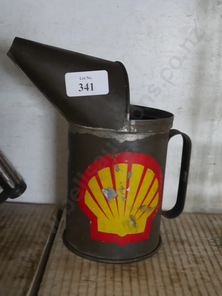 Shell oil can Image 1++
