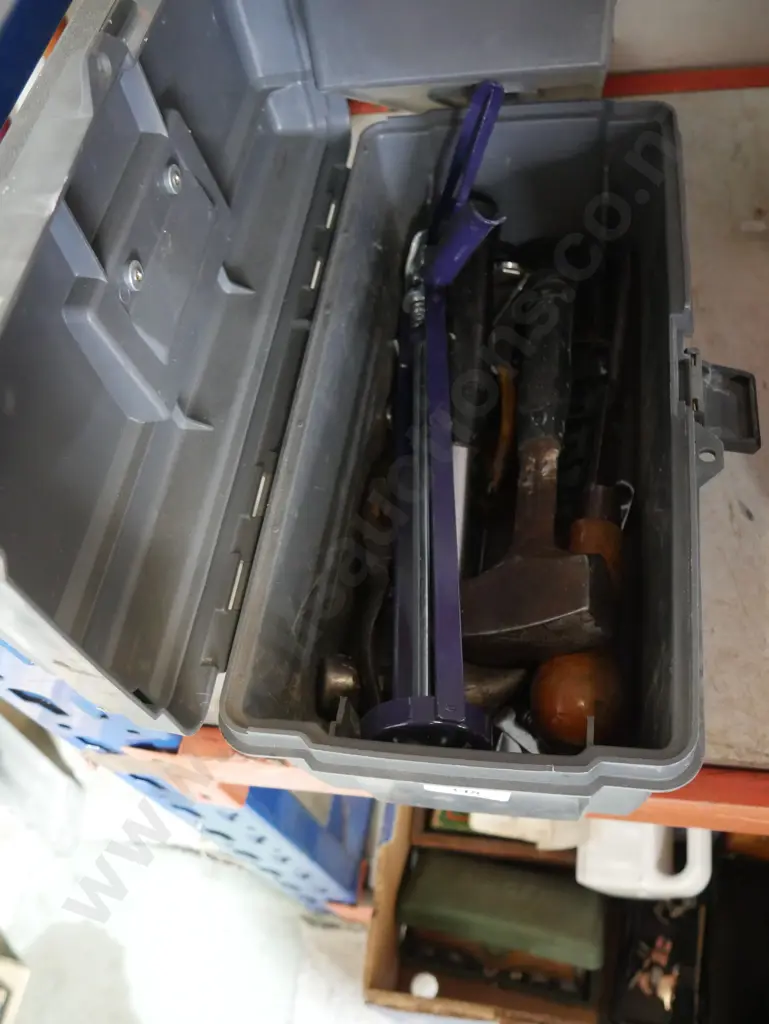 Toolbox and contents Image 1++