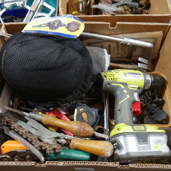 Battery drill hammer pliers etc