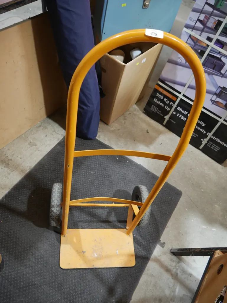 Small sack barrow Image 1++